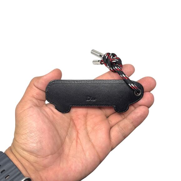Dior Skateboard Charm - Picture 9 of 9